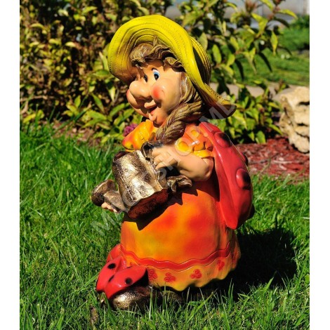 Figurina Cera Maya cu stropitoare